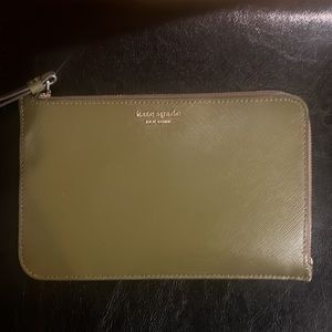 Kate Spade New York Wristlet